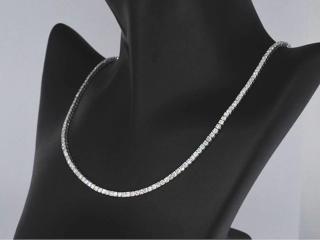 Witgouden tenniscollier met briljant geslepen van 10.00 carat - afbeelding 2 van  7