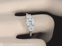 Witgouden trinity ring met 1.40 carat briljanten - afbeelding 11 van  11