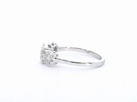 Witgouden trinity ring met diamanten - afbeelding 7 van  11