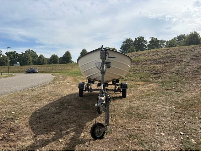 With dromedille 320 met suzuki dt9.9 & trailer - afbeelding 2 van  36