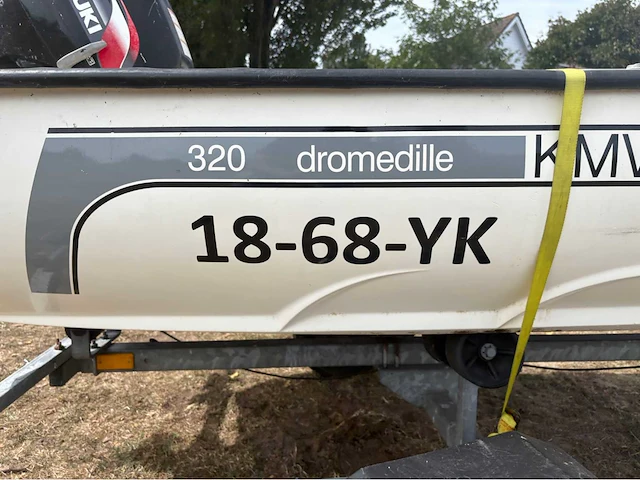 With dromedille 320 met suzuki dt9.9 & trailer - afbeelding 3 van  36