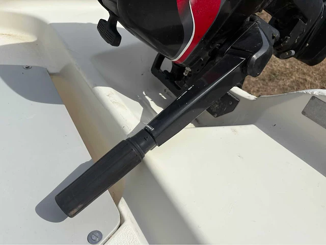 With dromedille 320 met suzuki dt9.9 & trailer - afbeelding 11 van  36