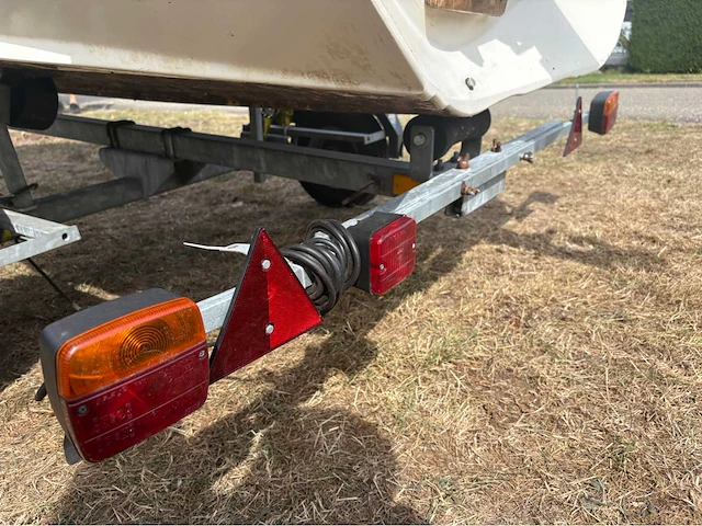 With dromedille 320 met suzuki dt9.9 & trailer - afbeelding 17 van  36