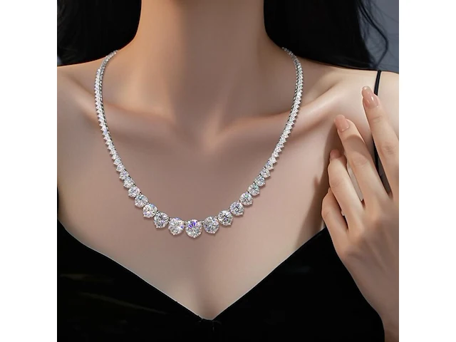 Witte collier met oplopende briljanten van 25.00 carat totaal - afbeelding 3 van  10