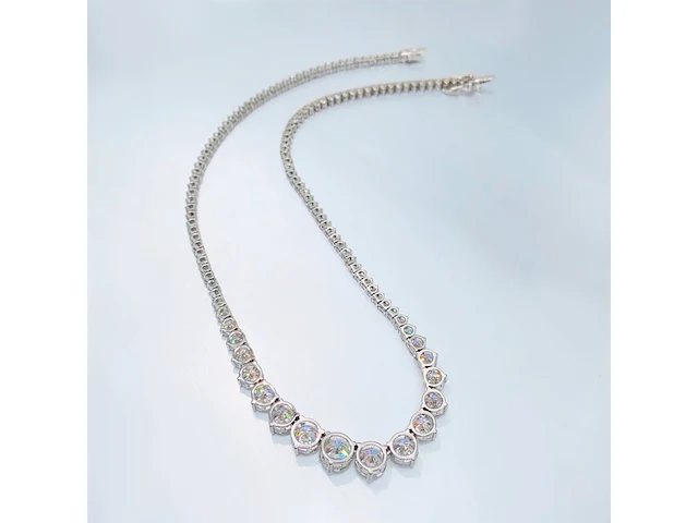 Witte collier met oplopende briljanten van 25.00 carat totaal - afbeelding 6 van  10