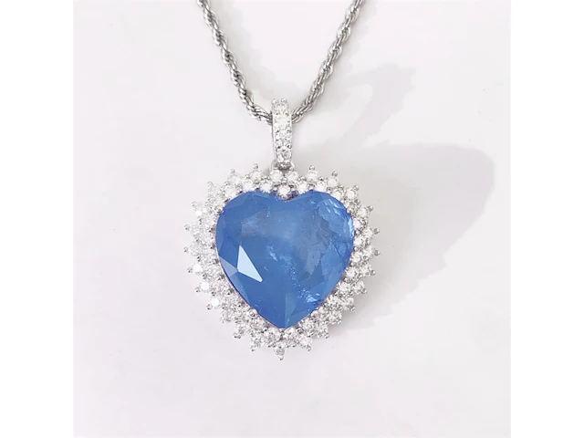 Witte hanger met een grote saffier blauw gekleurde hartvorm edelsteen en witte briljanten excl. ketting - afbeelding 5 van  10