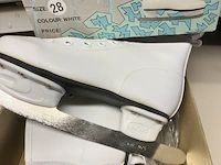 Witte kinderschaats rechte doos maat 28 - afbeelding 1 van  5