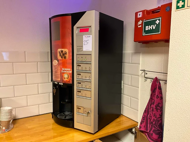 Witteborg gallery 220 fb 7100 meerkeuze warme drankenautomaat - afbeelding 1 van  11