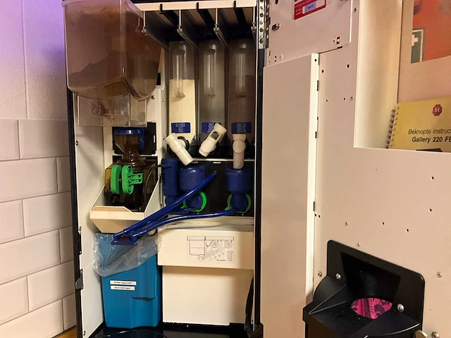 Witteborg gallery 220 fb 7100 meerkeuze warme drankenautomaat - afbeelding 5 van  11