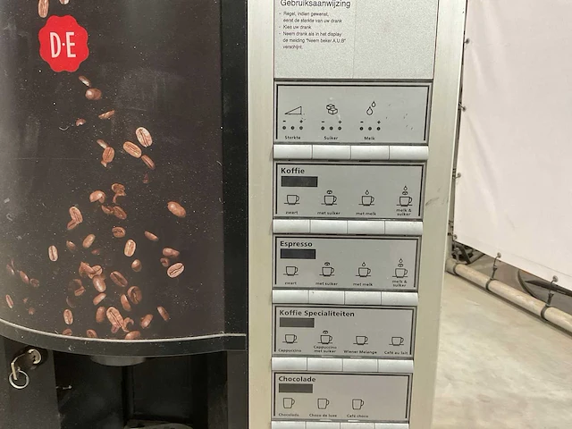 Wittenborg 7100 espresso professionele koffiemachine - afbeelding 8 van  11