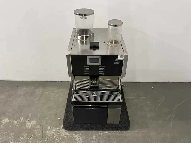 Wmf - bistro 8400 - koffiemachine met melkkoeler - afbeelding 2 van  8