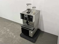 Wmf - bistro 8400 - koffiemachine met melkkoeler - afbeelding 1 van  8