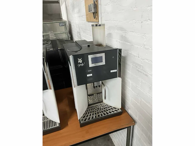 Wmf 03.1400 koffiemachine - afbeelding 2 van  6