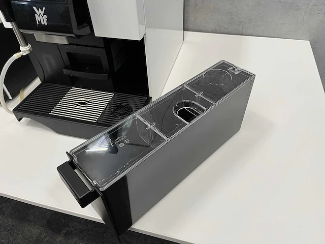 Wmf 1100s - warme drankenautomaat + melkkoeler - afbeelding 17 van  17