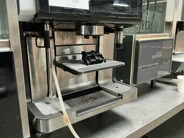 Wmf 8000s volautomaat koffiemachine - afbeelding 4 van  6