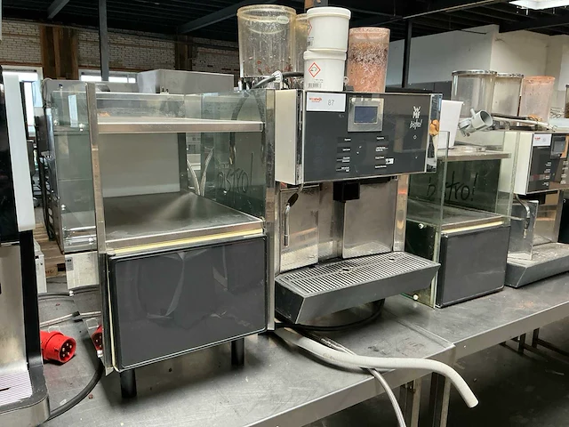 Wmf bistro volautomaat koffiemachine - afbeelding 1 van  6