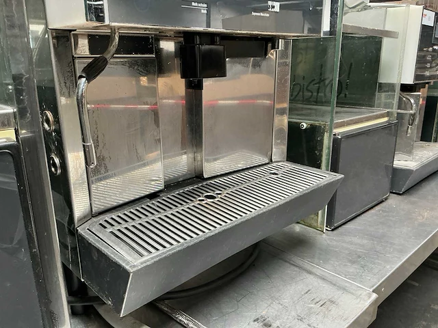 Wmf bistro volautomaat koffiemachine - afbeelding 4 van  6
