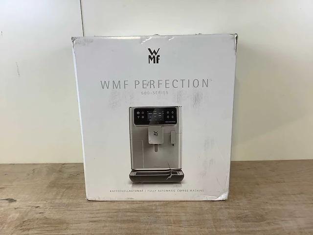 Wmf perfection 660 volautomatische espressomachine - afbeelding 2 van  7
