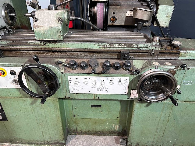 Wmw - su200x800 - cylindrical grinding machine - afbeelding 20 van  21