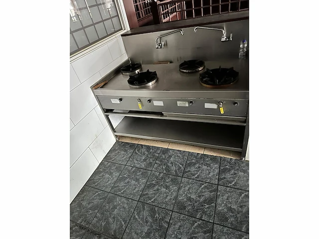 Woktafel - afbeelding 2 van  3