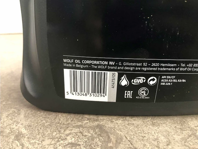 Wolf - 10w-40 - semi-synthetische motorolie 4l (4x) - afbeelding 3 van  4