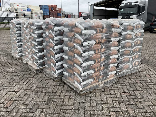 Wood flare zak pellet korrels (780x) - afbeelding 9 van  9