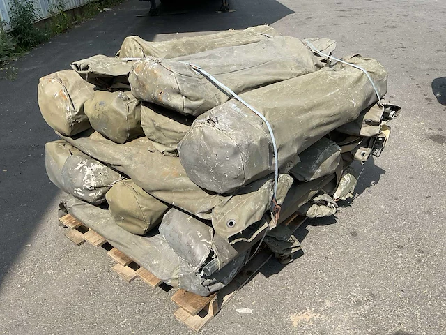 Woodland camouflage screening support system (14x) - afbeelding 1 van  6