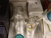 Woondecoratie bestaande uit o.a. theelicht vaasjes, verlichting - afbeelding 5 van  8