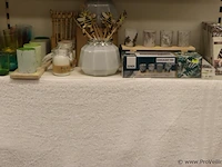 Woondecoratie bestaande uit o.a. vaasjes, kaarshouders, geurkaarsjes & waxinelichthouders - afbeelding 1 van  5