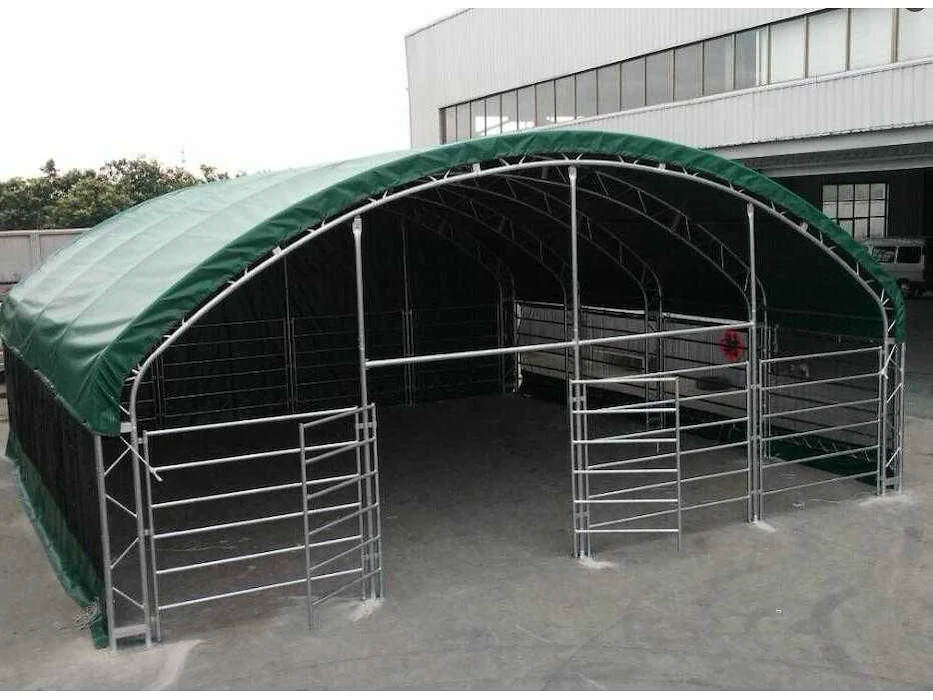 Woonunits, stellingen, opslagtenten, wandecoratie en machines