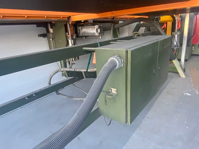 Worker kieptafel met beslagrek - afbeelding 5 van  23