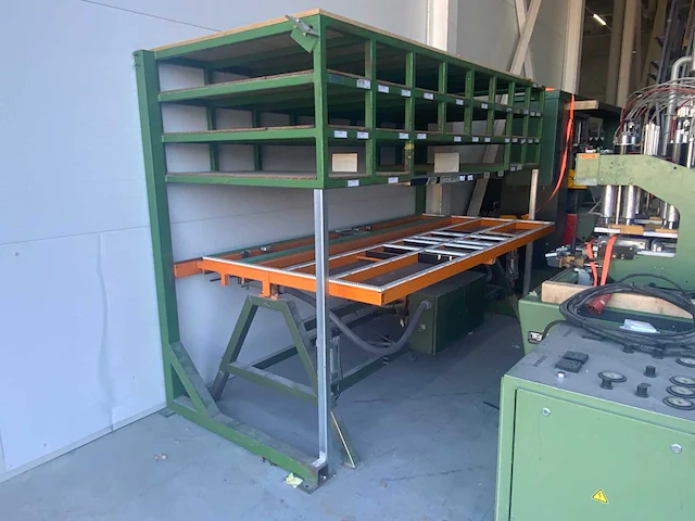 Worker kieptafel met beslagrek - afbeelding 1 van  23