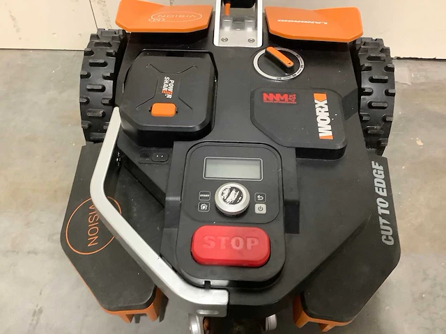 Worx m600 wr206e robotmaaier - afbeelding 6 van  7