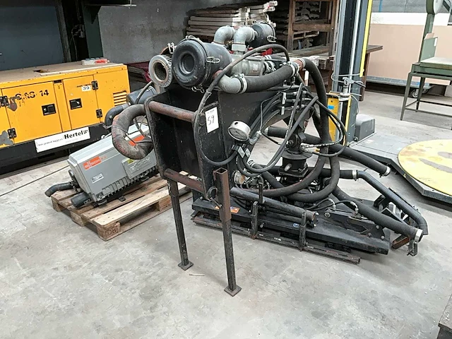 Wos - tv24 - vacuum lifters (4x) - afbeelding 1 van  13