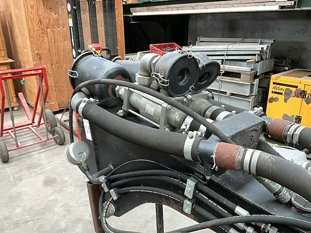 Wos - tv24 - vacuum lifters (4x) - afbeelding 13 van  13