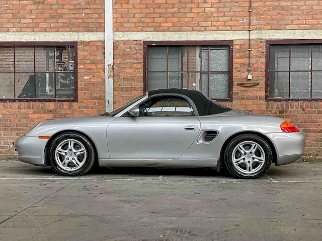 Wp0zzz98z1u601875 porsche boxster 986 2.7 220pk 2001 youngtimer - afbeelding 8 van  40