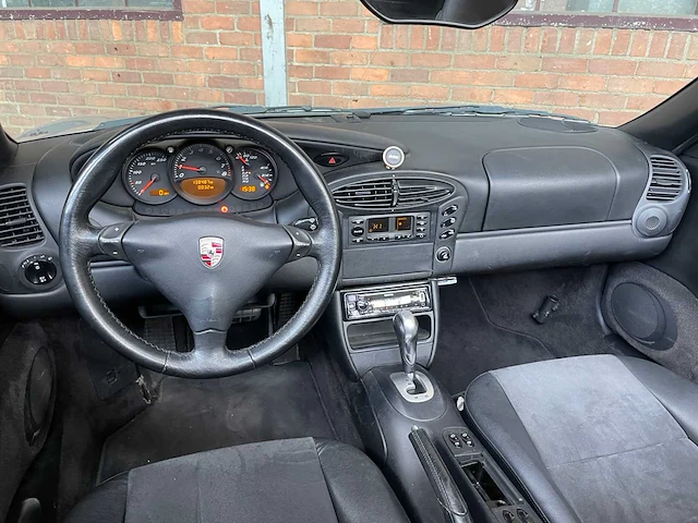 Wp0zzz98z1u601875 porsche boxster 986 2.7 220pk 2001 youngtimer - afbeelding 11 van  40