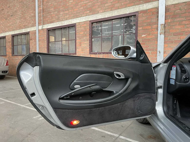 Wp0zzz98z1u601875 porsche boxster 986 2.7 220pk 2001 youngtimer - afbeelding 24 van  40