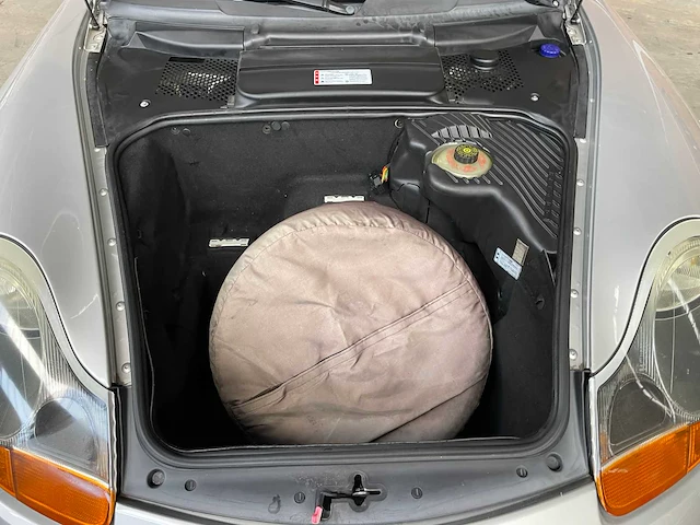 Wp0zzz98z1u601875 porsche boxster 986 2.7 220pk 2001 youngtimer - afbeelding 29 van  40