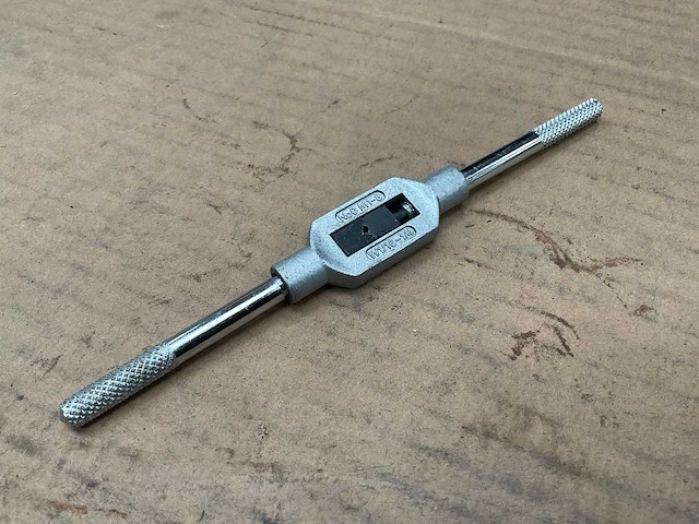 Wringijzer - afbeelding 1 van  3