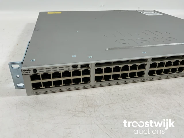 (ws-c3850-48p-l) 48 ethernet ports poe+ swtich - afbeelding 2 van  5