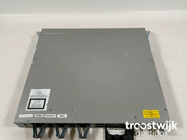 (ws-c3850-48p-l) 48 ethernet ports poe+ swtich - afbeelding 4 van  5