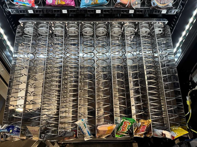 Wurlitzer - 1000 - snoepautomaat - vending machine - afbeelding 11 van  12
