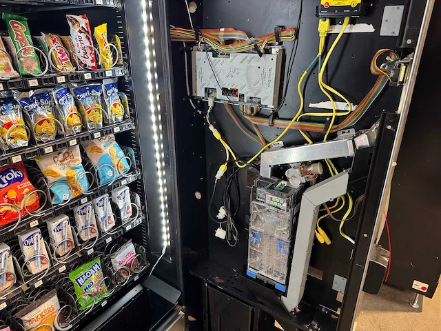 Wurlitzer - 1000 - snoepautomaat - vending machine - afbeelding 12 van  12