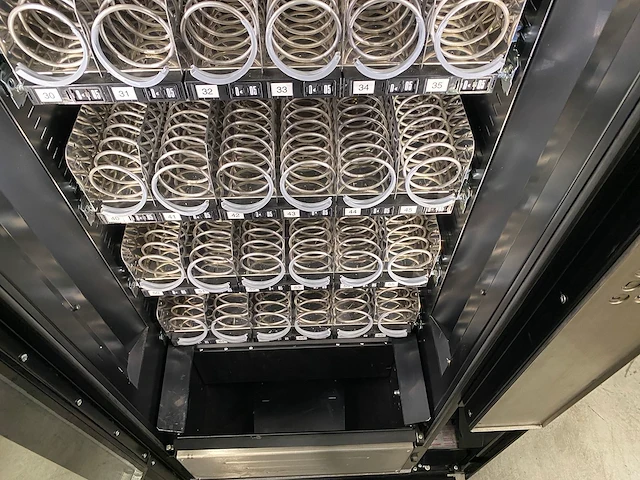 Wurlitzer - 700 - non-food - vending machine - afbeelding 11 van  11