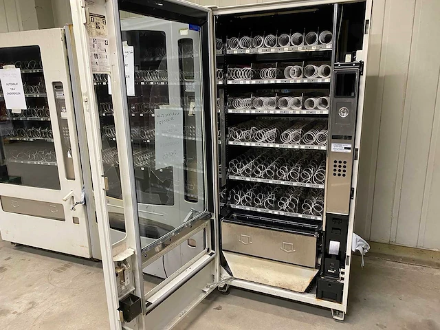 Wurlitzer - divers - divers - vending machine - afbeelding 13 van  19