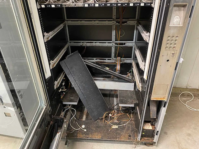 Wurlitzer - divers - onderdelen - vending machine - afbeelding 12 van  16