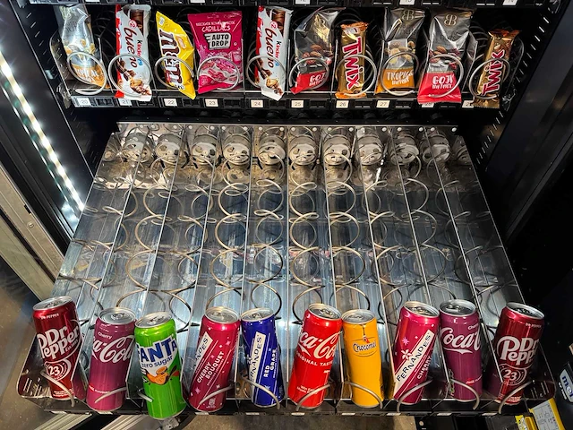 Wurlitzer - w1000 - snoepautomaat - vending machine - afbeelding 6 van  8