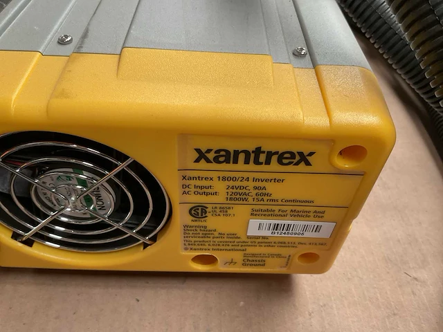 Xantrex sine wave interverter 1800 interverter - afbeelding 7 van  7