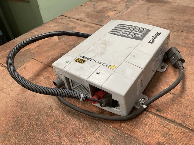 Xantrex truecharge2 lader - afbeelding 3 van  3